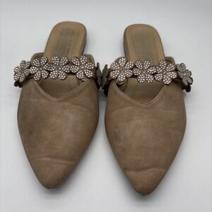 Harborsides Tan Mules With Rhinestone Studded Flower Strap, 8 W